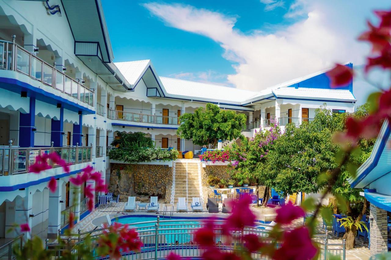 Santiago Cove Hotel And Restaurant Buitenkant foto