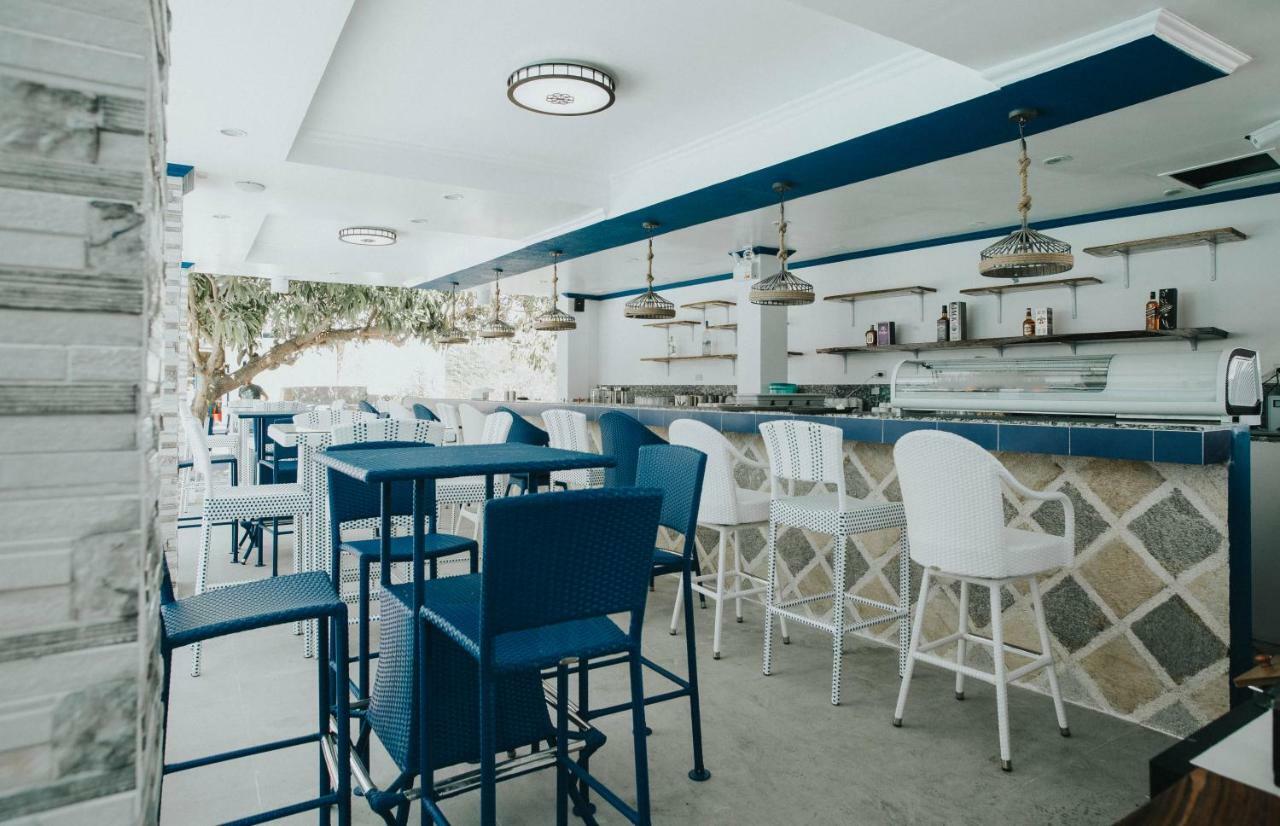 Santiago Cove Hotel And Restaurant Buitenkant foto