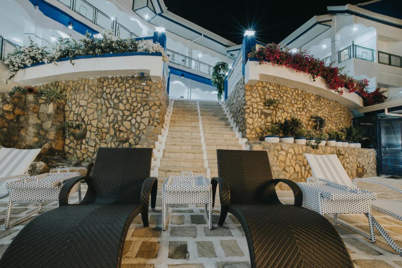 Santiago Cove Hotel And Restaurant Buitenkant foto